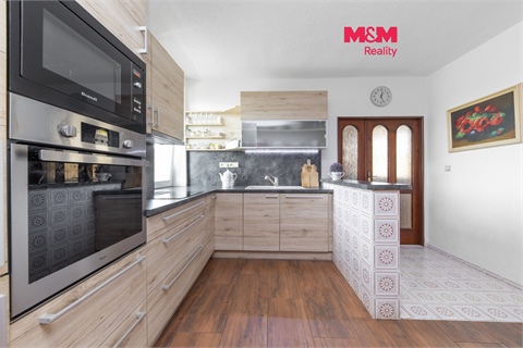 Prodej rodinného domu, 190 m² 0