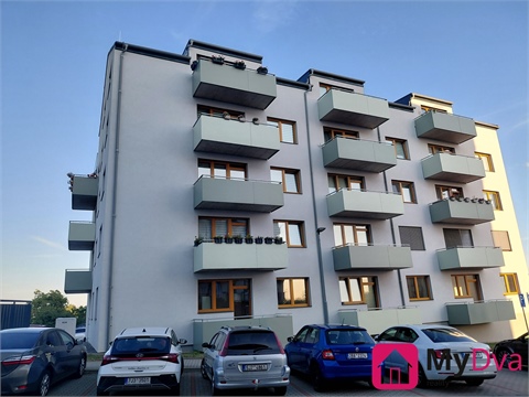 Pronájem bytu 2kk, 62 m² - 0