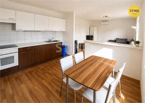 Pronájem bytu 1kk, 35 m² - 0
