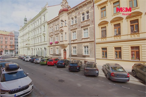 Pronájem bytu 1+1, 51 m² - 8