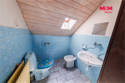 Prodej rodinného domu, 220 m² - 12