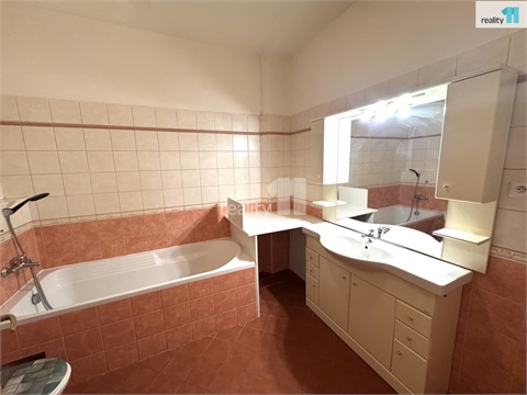 Pronájem bytu 2kk, 87 m² - 8