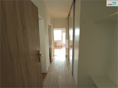 Prodej bytu 1+1, 27 m² - 22