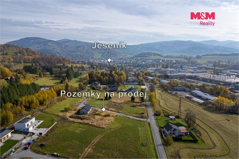 Prodej stavebního pozemku, 1 394 m² 2