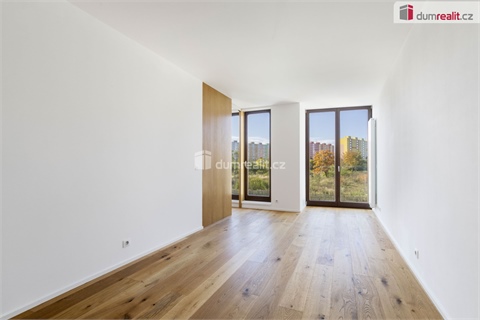 Prodej rodinného domu, 286 m² 16