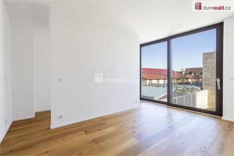 Prodej rodinného domu, 286 m² 10