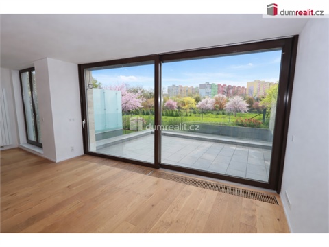 Prodej rodinného domu, 286 m² 8