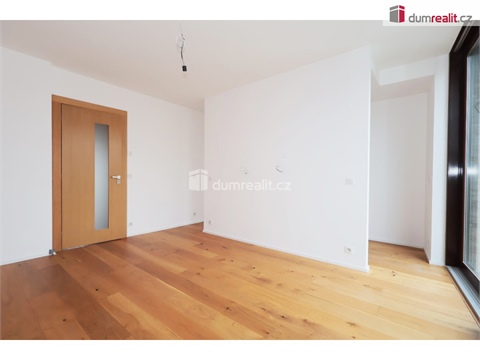 Prodej rodinného domu, 286 m² - 10