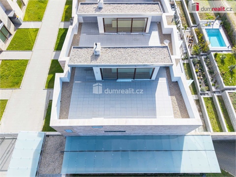 Prodej rodinného domu, 286 m² - 2