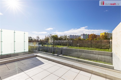 Prodej rodinného domu, 286 m² - 8
