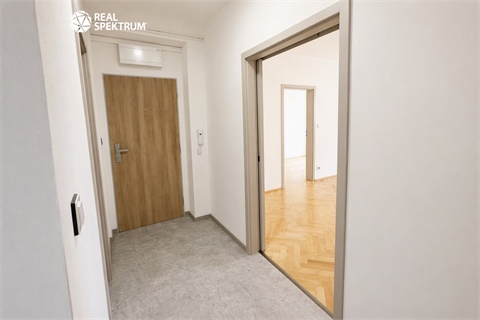 Pronájem bytu 3+1, 70 m² 6