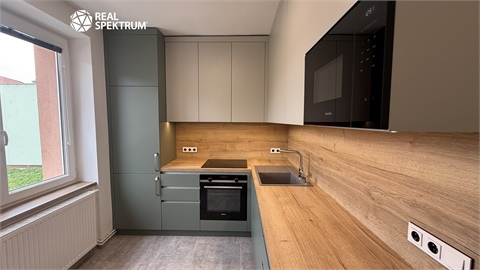 Pronájem bytu 3+1, 70 m² 0