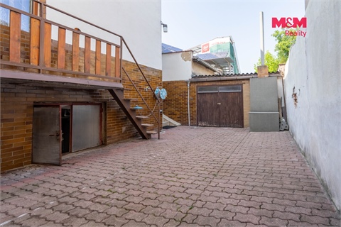 Prodej rodinného domu, 231 m² 14