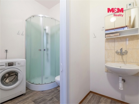 Prodej rodinného domu, 231 m² - 8
