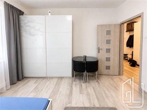 Pronájem bytu 1kk, 37 m² - 2