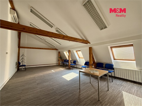 Pronájem kanceláře, 275 m² 4