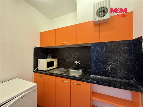 Pronájem kanceláře, 275 m² 8