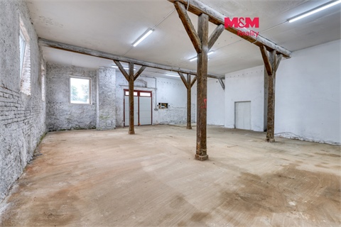 Pronájem skladu / haly, 128 m² 0