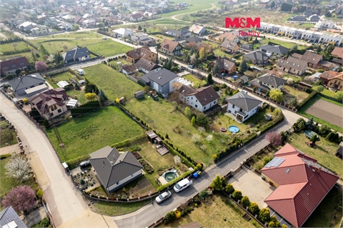 Prodej stavebního pozemku, 1 157 m² 0