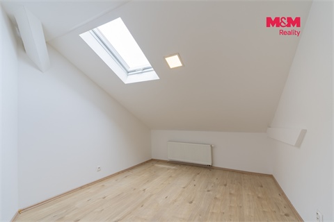 Pronájem bytu 5+1, 128 m² - 18