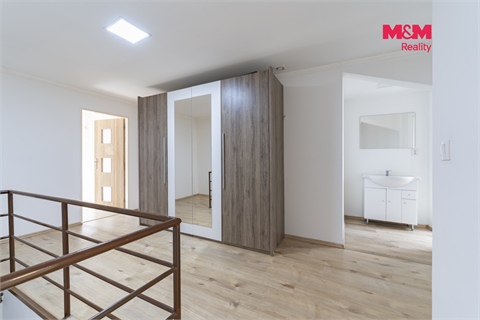 Pronájem bytu 5+1, 128 m² - 4