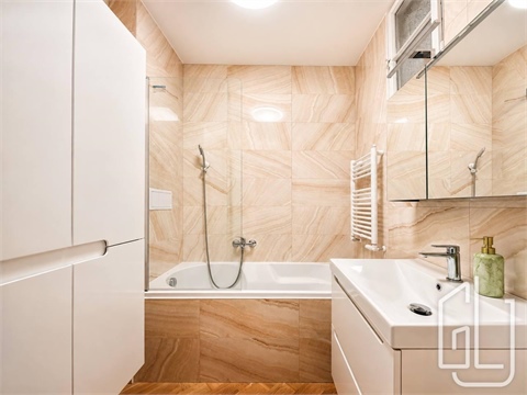 Pronájem bytu 2kk, 64 m² - 10