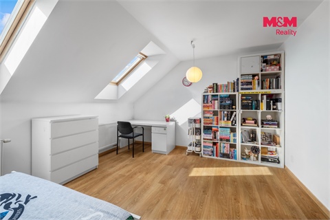 Prodej rodinného domu, 305 m² 16