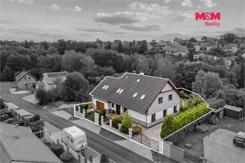 Prodej rodinného domu, 305 m² 28