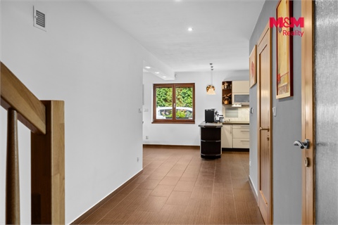 Prodej rodinného domu, 305 m² 6