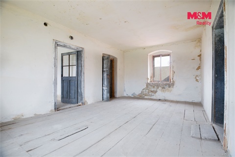 Prodej rodinného domu, 320 m² 14