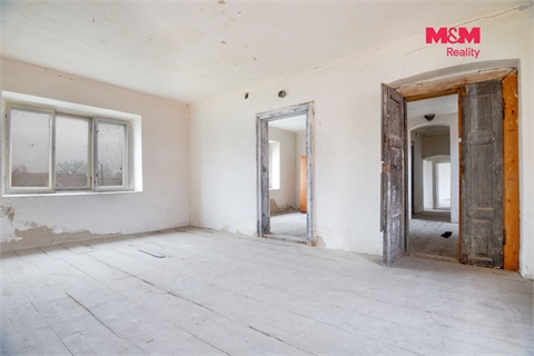 Prodej rodinného domu, 320 m² - 14
