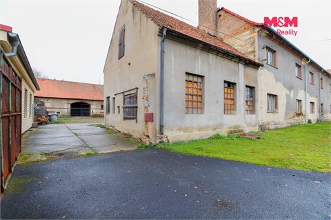Prodej rodinného domu, 320 m² - 18