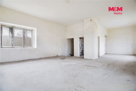 Prodej rodinného domu, 320 m² - 10