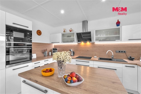 Prodej rodinného domu, 175 m² - 8