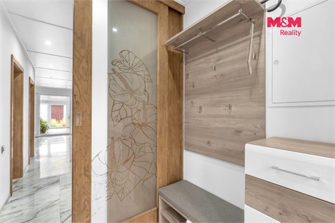 Prodej rodinného domu, 175 m² - 28