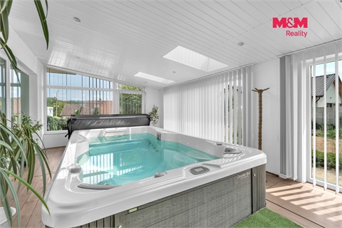 Prodej rodinného domu, 175 m² - 14