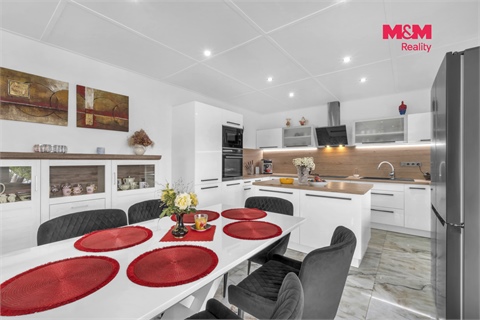Prodej rodinného domu, 175 m² - 2