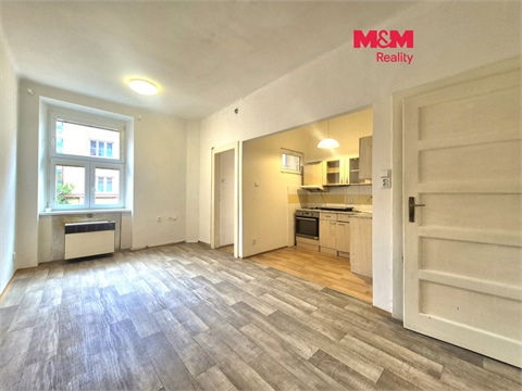 Pronájem bytu 1kk, 31 m² 0
