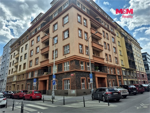 Pronájem bytu 1kk, 31 m² 14
