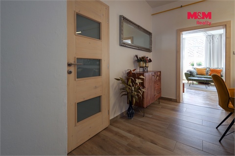Prodej rodinného domu, 277 m² - 12