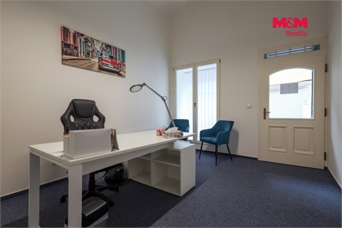 Prodej rodinného domu, 277 m² 20
