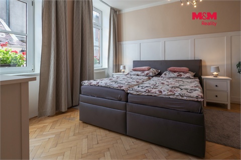 Prodej rodinného domu, 277 m² - 8