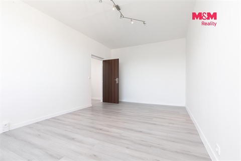 Prodej bytu 2+1, 58 m² 18