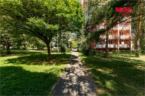 Prodej bytu 2+1, 58 m² 14