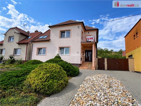 Prodej rodinného domu, 220 m² 0