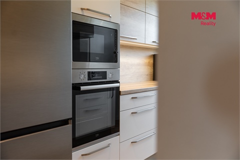 Prodej bytu 3+1, 79 m² 18