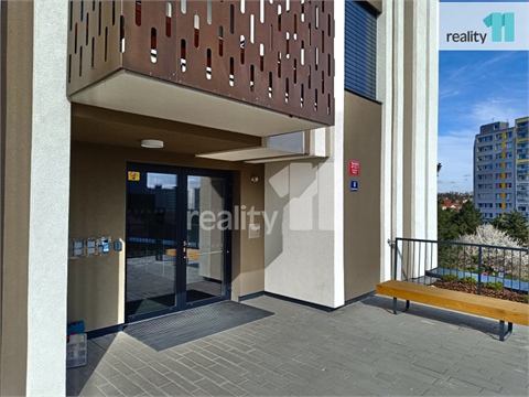 Pronájem bytu 1kk, 41 m² 14