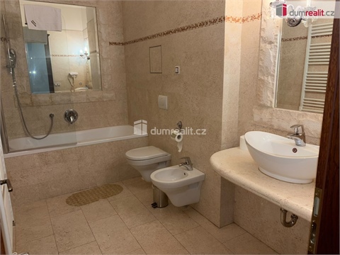Pronájem bytu 3kk, 75 m² 6