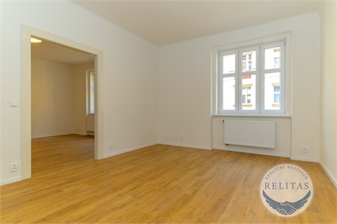 Pronájem bytu 2kk, 47 m² - 2