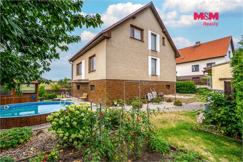 Prodej rodinného domu, 194 m² 14